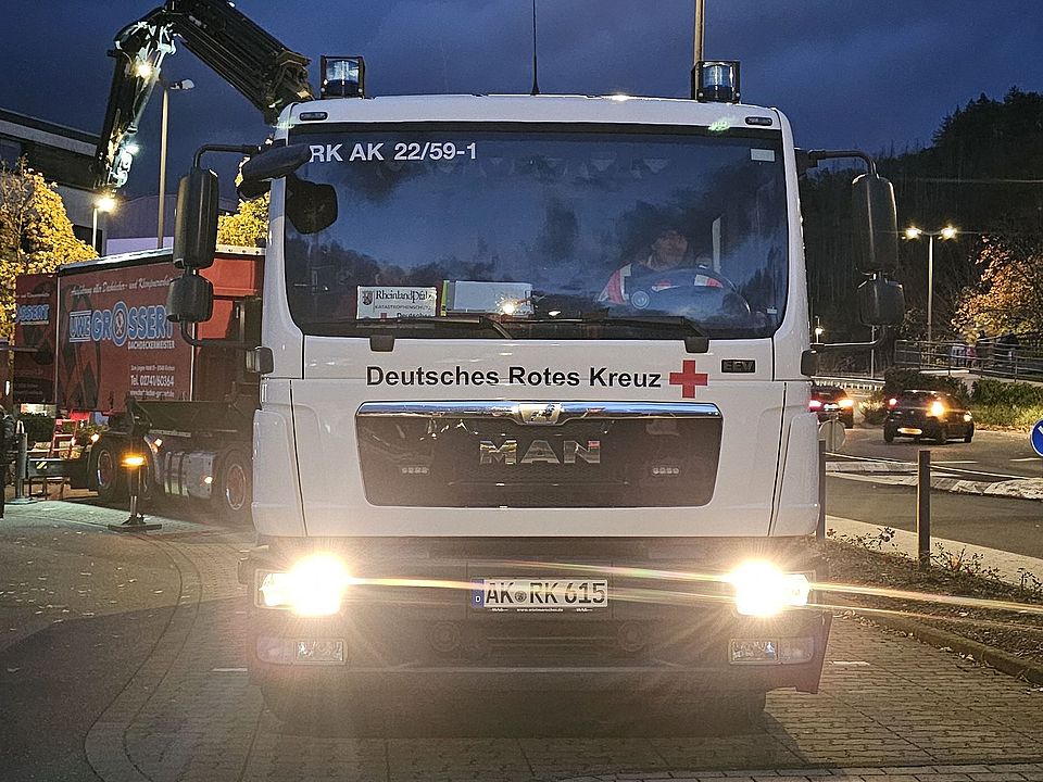 Gerätewagen Sanität (GW-SAN) beim Barbarafest 2025