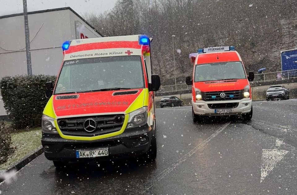 Einsatzfahrzeuge des Bereitstellungseinsatz am 03.02.2026